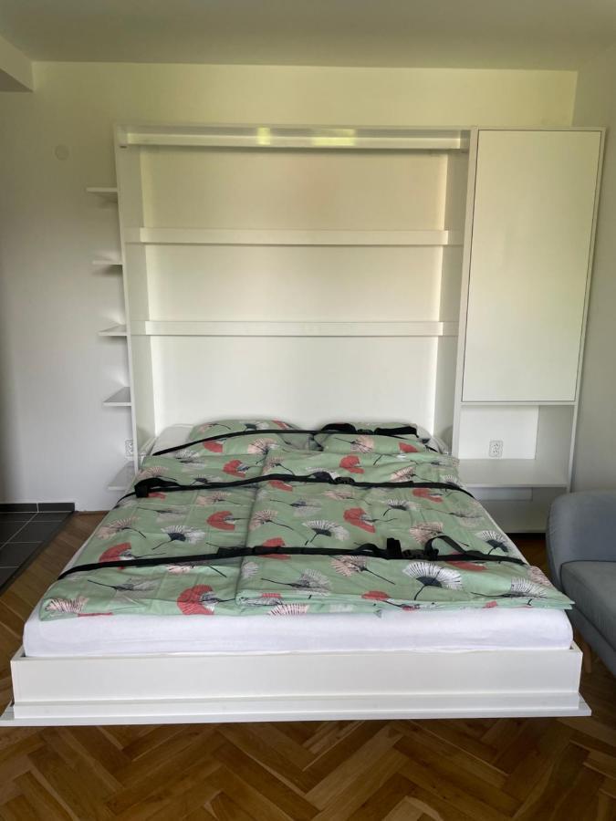 Apartman V Kratke Kamenicky Senov Екстериор снимка