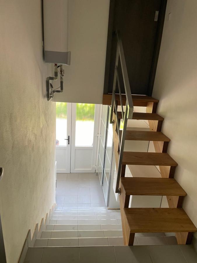 Apartman V Kratke Kamenicky Senov Екстериор снимка